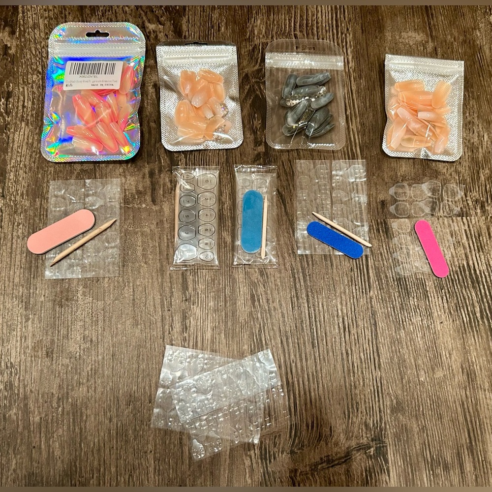 NEW KISS & CLAWS Press-On Nails (Long Voguish, Extra Long, Nude) - 8 Packs - Picture 4 of 8